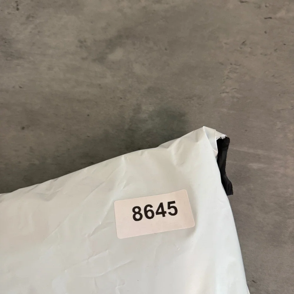 Levis levi crewneck